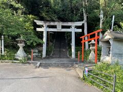 春日神社にやって来た。