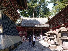 本地堂・薬師堂　日光東照宮の敷地内にある寺院です。
中は撮影禁止でしたが、十分に楽しむことができました。