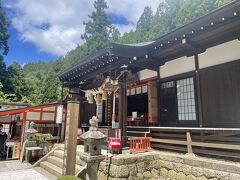 山寺日枝神社

山寺に神社があるの初めて知りました。