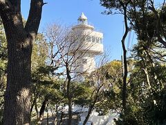 最後の立ち寄り先は城ヶ崎海岸の灯台。おそらく30年以上ぶり。