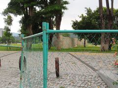 外から見る鳳山県旧城遺跡歴史公園