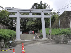 仙台城跡、宮城県護国神社にはここから入りました。