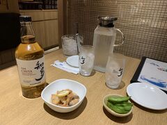 大学時代の同級生２人と食事ができました。名駅うまいもの通り。この日はこのあと栄に繰り出して、結構酔っぱらいました。