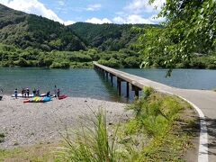 三里の沈下橋