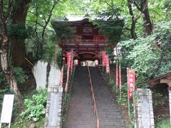 さて､食後さっきバスが進んで行った方へと歩き､正面にあったカーブのところの石段を登って行くと､そこはもう水澤寺

タイトルには「台湾寺院」とありますが､ここ水澤観音はその台湾寺院とは別の日本寺院なので､念のため