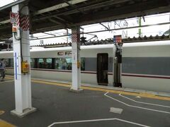 2022.08.12　福知山ゆき普通列車車内
「きのさき２号」の待つ綾部。きめ細やかなネットワークは西日本の魅力。