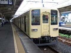 小川町から先は、国鉄のようなレトロな電車が走っています。