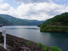 岩屋ダム (東仙峡金山湖)