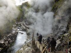 小安峡遊歩道を散策