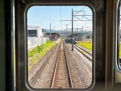 高崎から25分で、吾妻線の起点駅である渋川に到着。