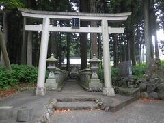 8月4日
梅ヶ島温泉から２時間ちょっと走って「山宮浅間神社」に到着しました。