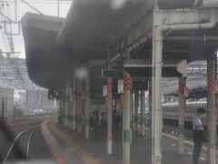　次は市川駅停車