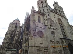 また散歩に戻ります。
「シュテファン大聖堂」