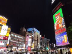 夜はススキノに繰り出します