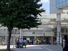 ＜桜木町駅＞
仕事でよく来ていた桜木町駅。
工事も終わり、駅前が綺麗になりました。
転職してから15年になるので、そりゃ変わってますよね。
