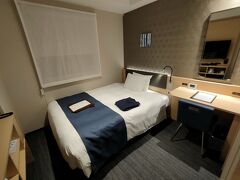 ﾁｪｯｸｲﾝ
なかなかの質感です。