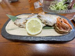 味富家

焼き物は太刀魚を注文

八代海は太刀魚が有名です