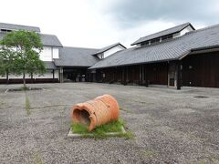 こちら「市之倉さかづき美術館」。
本当は見学したかったのですが、意外と天気が持ちそうだったので明朝朝一に予定していた「苗木城跡」に行くことにしたので、またの機会に伺うことに！

ちなみに 陶磁器の町多治見市の中で市之倉エリアは "さかずき"で有名との事。
それを堪能できるのが "市之倉さかづき美術館"とのことでした。 