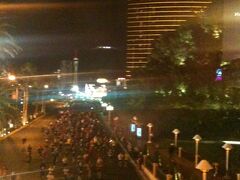 アンコール、ウィンの前で撮影しました。


