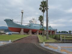 この船は第一京丸という捕鯨船で
役目を終え今はこちらに展示されているそうです
