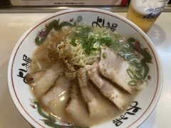 〆は鹿児島で一番好きなラーメン屋で。