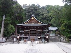 日牟禮八幡宮　拝殿