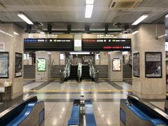 旅の起点は５社乗り入れの小田原駅

深夜１１時ちょっと前、東海道新幹線は上下線とも終電を残すのみ。
