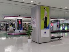 宮崎空港、ゴルフ推し。