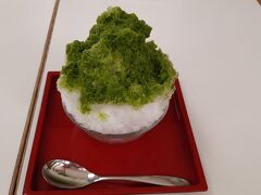 本日の気温33度と暑いので、やっと食べれたかき氷。