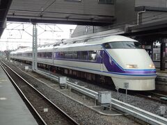 DRC/1720系の後継車として、平成2年にデビューしたスペーシア/100系。
東武鉄道のフラッグトレインとして、30年以上活躍中。