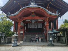 「興福寺南円堂」（1741年立柱の八角堂）です。（西国三十三所第9番札所）
奈良中心部は、京都よりもギュッと圧縮されているので、1日観光に向いているかもしれません。
