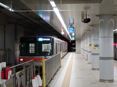 　そして広場の奥からは、北陸鉄道浅野川線が発着します。
　東京メトロ銀座線の電車に置き換えられていて、東京の人だったら、地下に下ったら東京に戻ったような錯覚に陥るかも。
