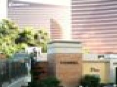 隣のアンコールもウィンと共に5つ星ホテルで高級ブランド店もたくさん並んでいます。