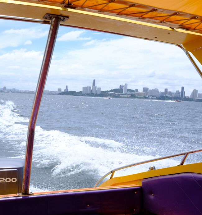 友人に誘われて３年半ぶりのラン島へスピードボートに乗って行きました。