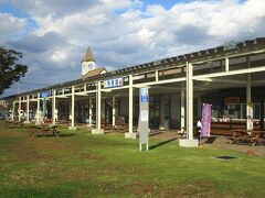 ココです！ (≧ω≦)ノ
道の駅・はが。

市貝町のお隣の町。
芳賀町にある道の駅です。

ココに名物ショップがあってね。
それがお目当てなの(*ゝ∀・*)b