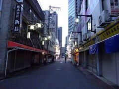 ホテルと名古屋駅の間には柳橋中央市場があり、飲食店も人気のようでした。