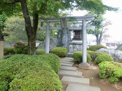 白山権現神社です。