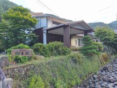 本日のお宿はここ。

「田沢温泉 富士屋」