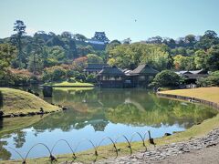 (写真) 13:01 玄宮園 (/玄宮楽々園)から彦根城