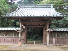 日本厄除三大師
　真言宗の宗祖 弘法大師、空海を祀る関東厄除け三大師を指すらしく、神奈川県の川崎大師、東京都の西新井大師、千葉県の観福寺を指すらしい。

真言宗 豊山派 妙光山 蓮華院 観福寺（千葉県香取市牧野）