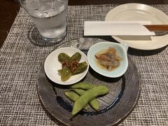 新潟の料理とそばが食べれるということで来てみた。