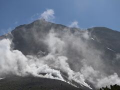 旭岳の噴気孔