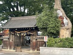 もう少しだけ散策。
お城の前にある松本神社。