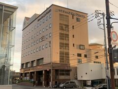 早朝に宿泊のホテルをスタート。