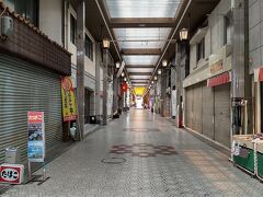 ●堺山之口商店街＠開口神社界隈

開口神社すぐそばの「堺山之口商店街」
残念なことに、ほぼシャッター商店街になっていました。
人口多いのに、寂しいな…。