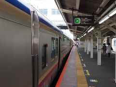 旅立ちは９月２８日。
久しぶりのお泊り旅行に不安感はぬぐえないけど、ちびっと気持ちが高揚。
感染対策は気を緩めずに行きましょう。
横須賀線２階建てグリーン車に乗り込みます。