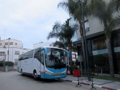このバスでモロッコの各都市を巡ります。