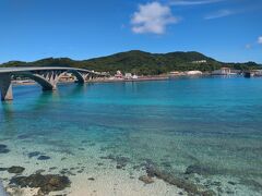 朝飯後は再度釣りへ～
慶留間島から見た阿嘉大橋