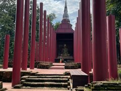 ワットプラタートチュディルアン（赤の寺）