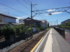 ●えちぜん鉄道/越前開発駅

さて、駅に戻って来ました。
眩しくて、とにかく暑い。
でも、更に奥へ進みたいと思います。
